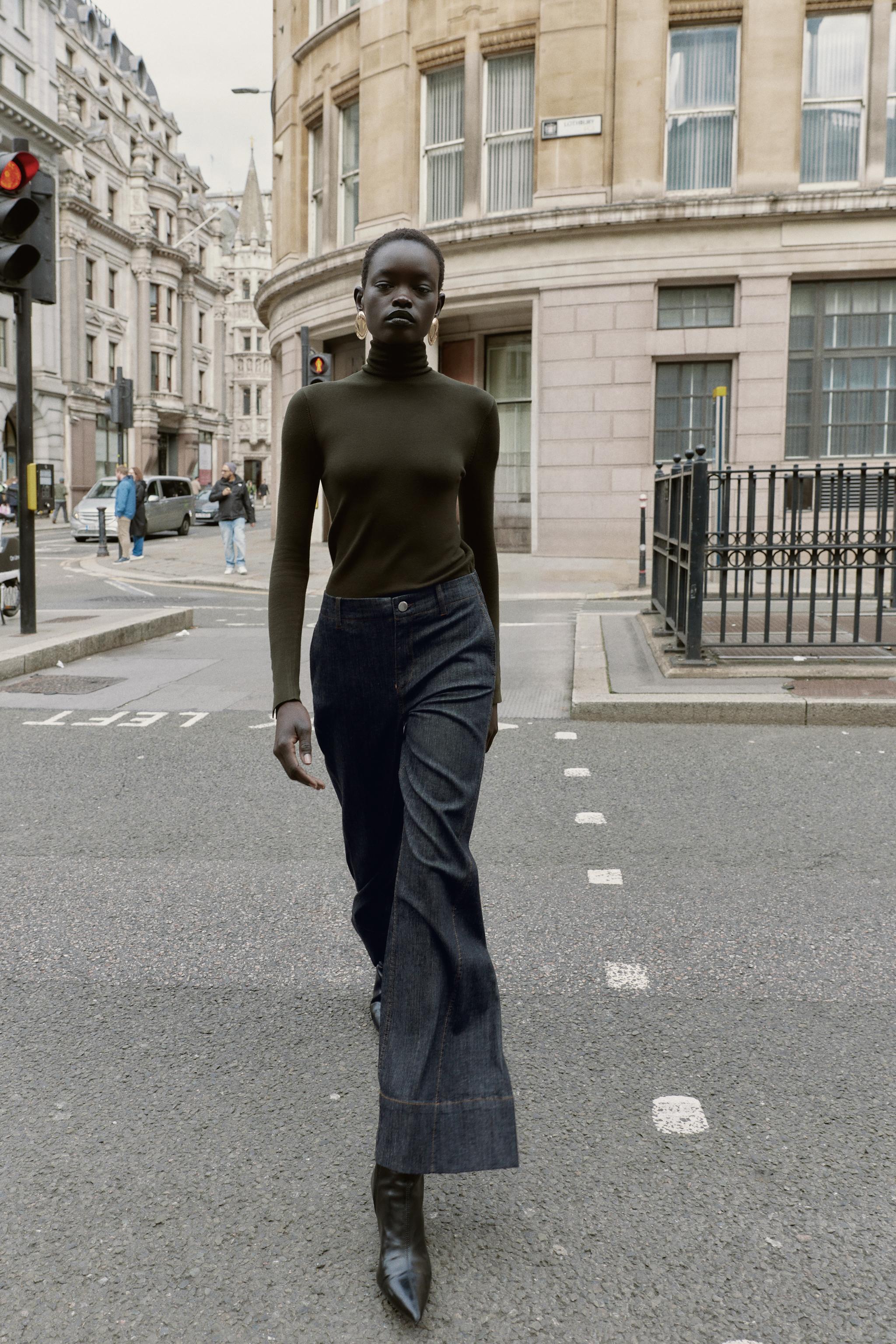 PANTALON LARGE À COUTURES